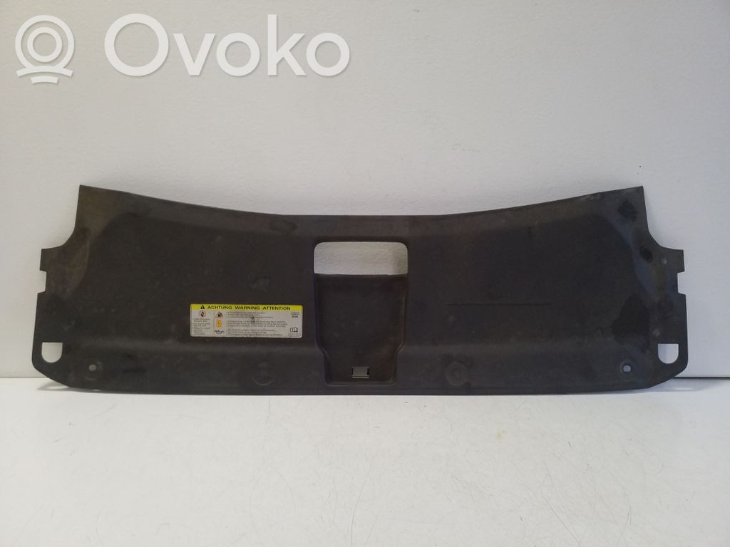 Audi Q3 8U Kühlerverkleidung 