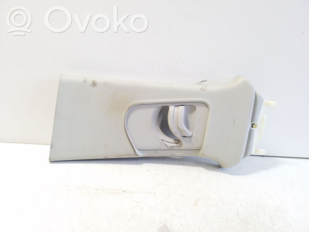 Audi Q3 8U Pilar (B) (superior) 