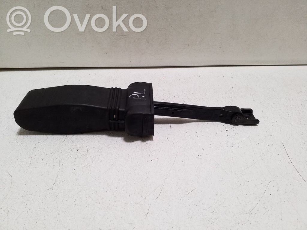 Audi Q3 8U Etuoven pidätin 