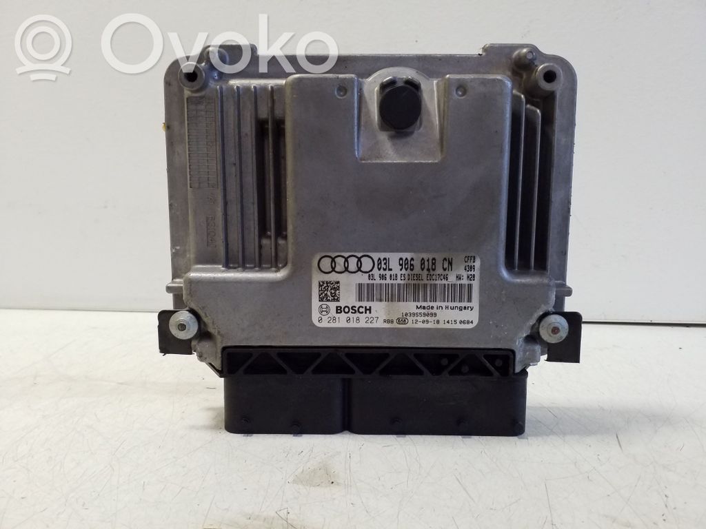 Audi Q3 8U Engine control unit/module 