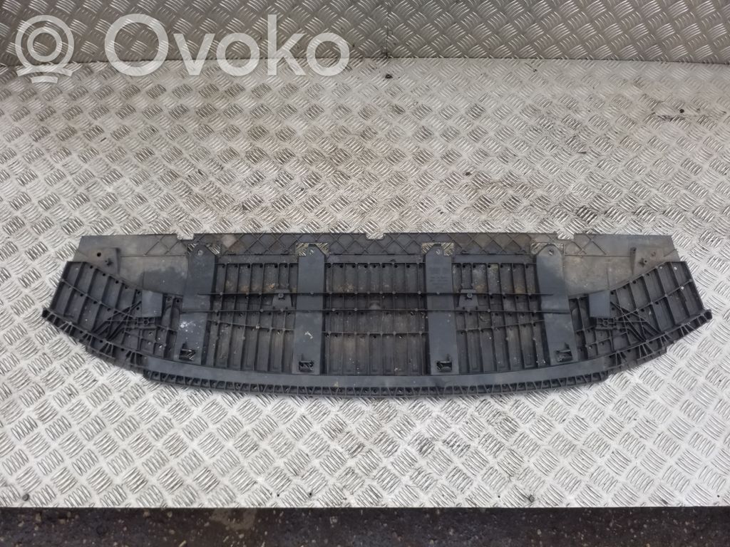 Audi Q3 8U Scut inferior bară față 