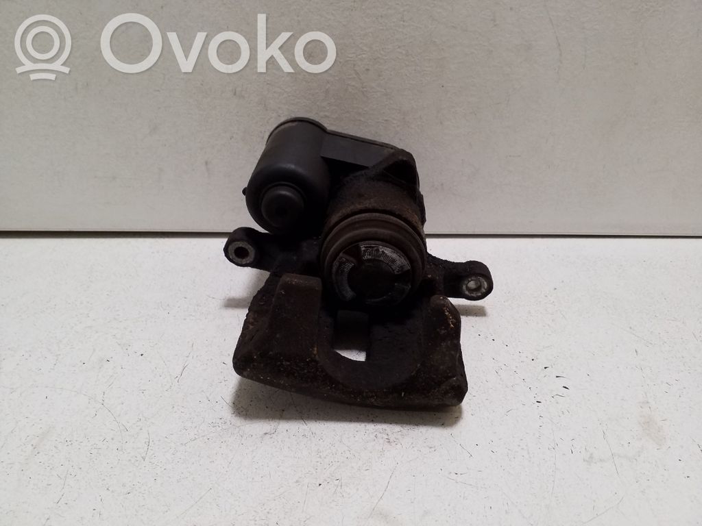 Audi Q3 8U Pinza del freno posteriore 