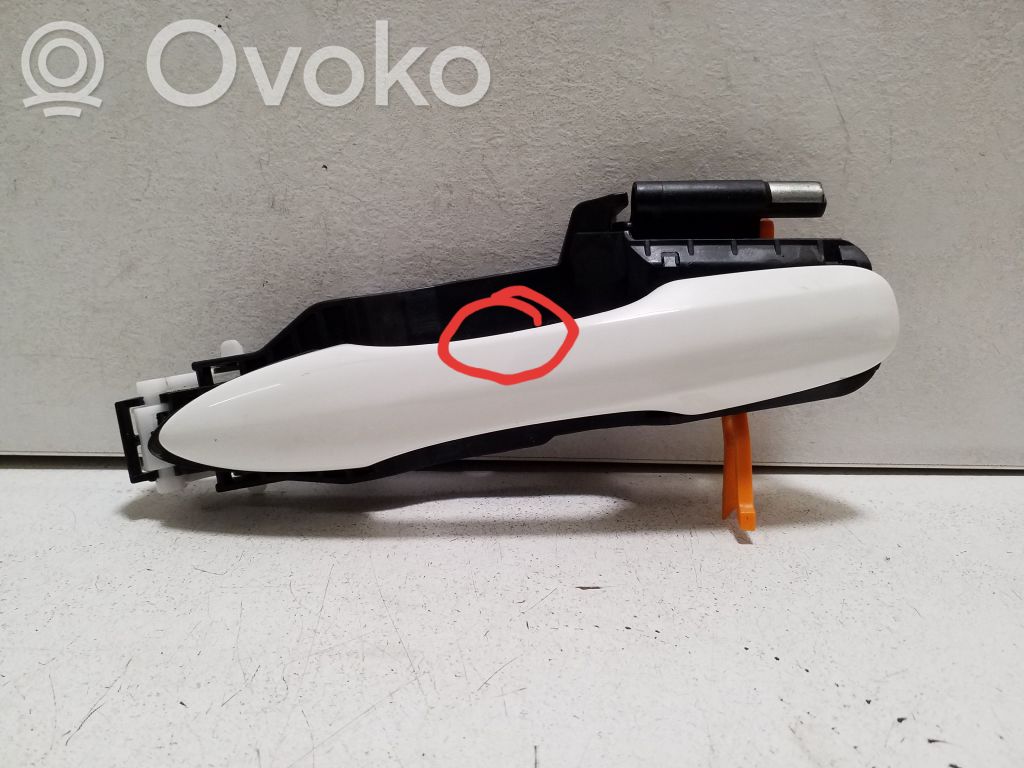 Toyota Yaris Cross Takaoven ulkokahva 