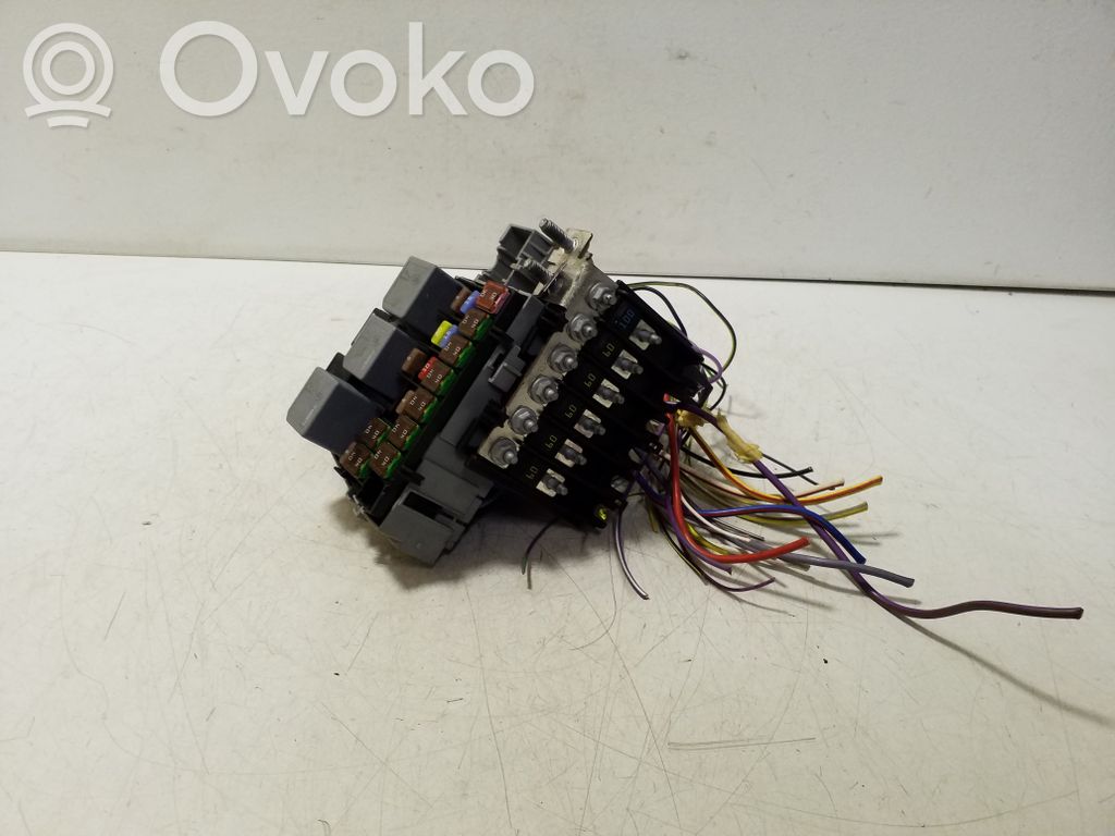 Land Rover Discovery Sport Fuse module 