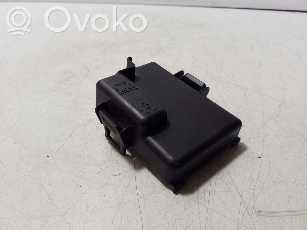 Volvo XC60 Couvercle de boîte à fusibles