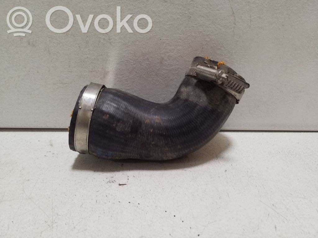 Furtun/conductă intercooler   04L145828L