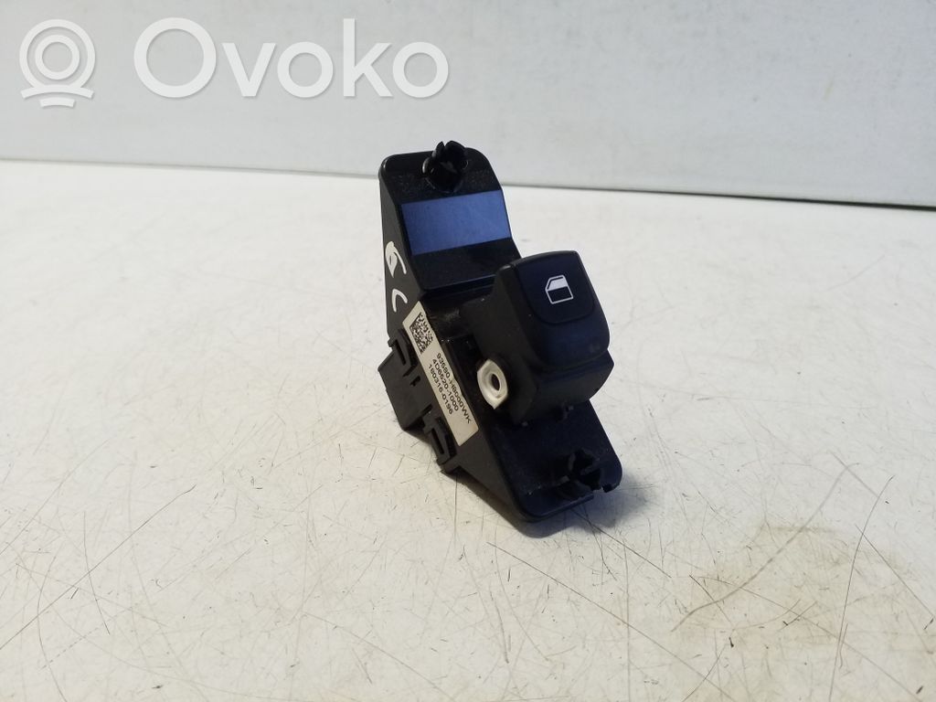 KIA Stonic Electric window control switch 