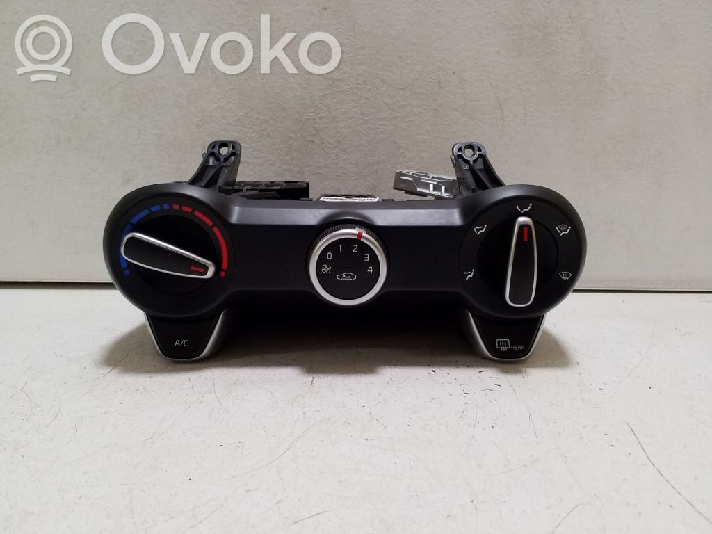 KIA Stonic Climate control unit 