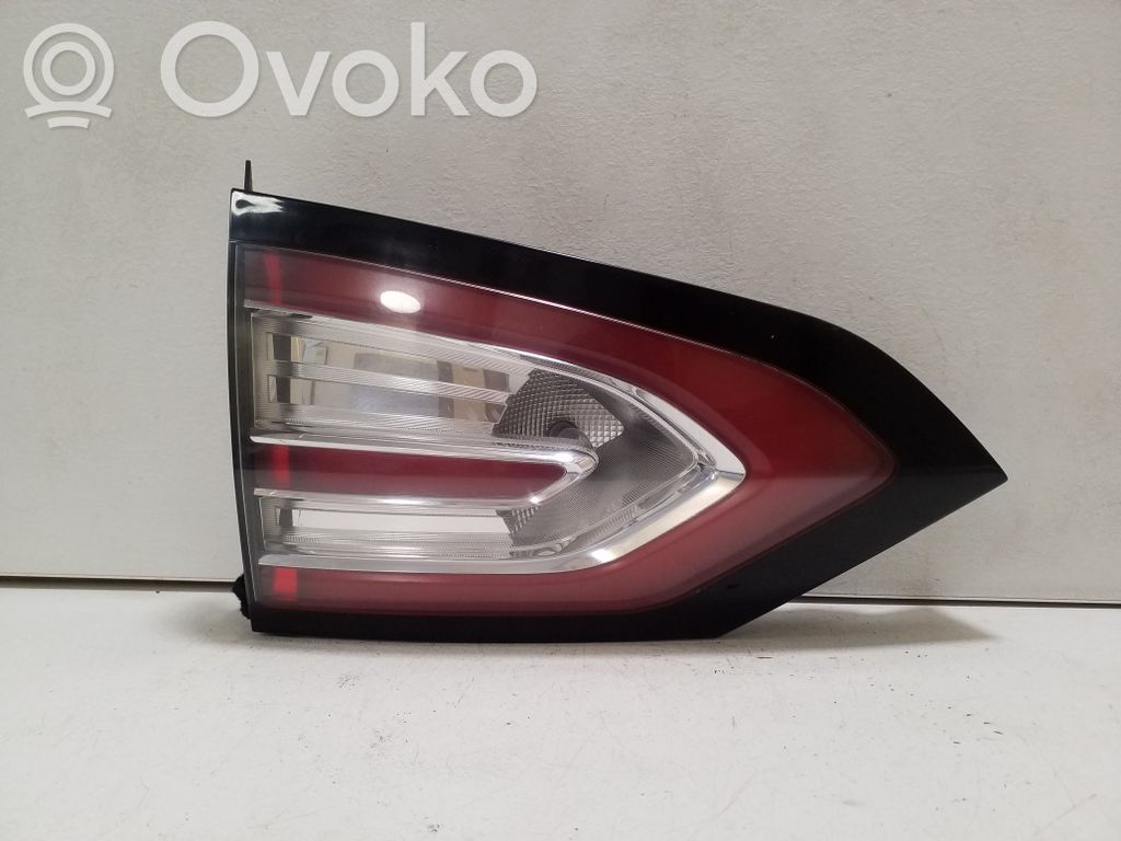 Ford Galaxy Takaluukun takavalot 