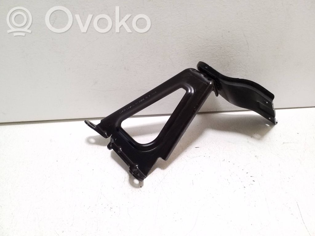 BMW i4 Other engine bay part 