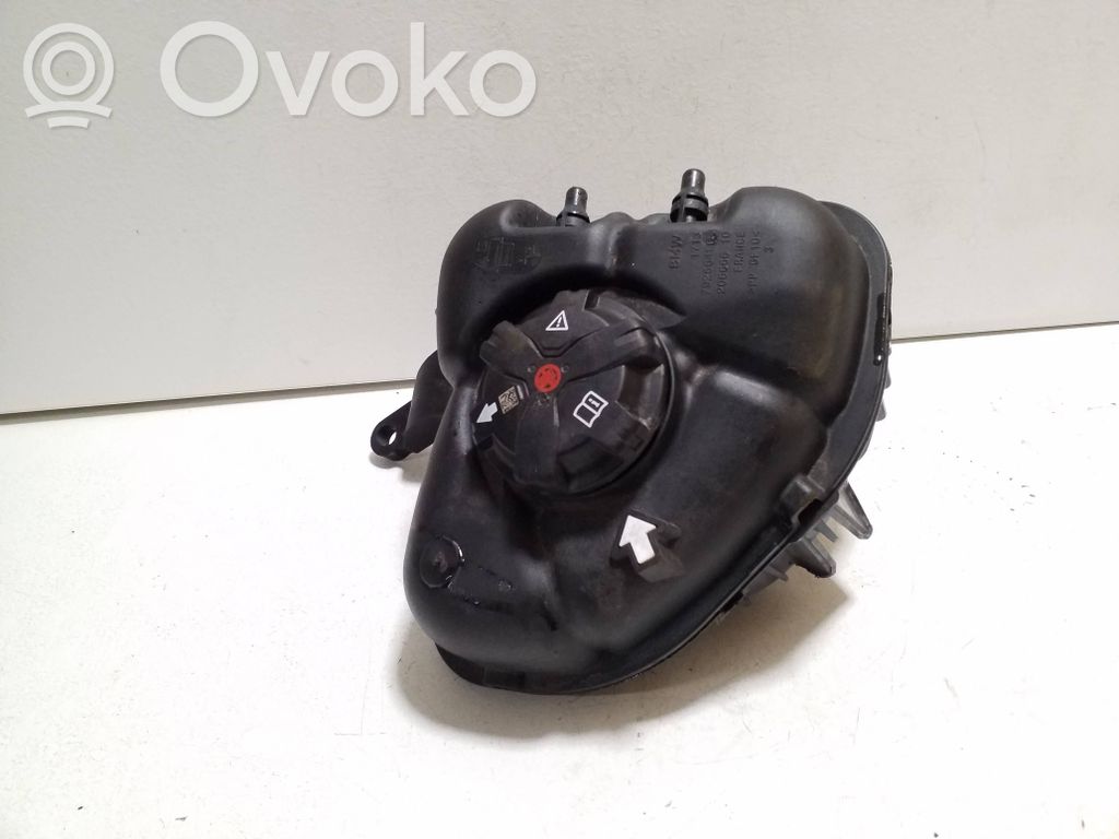 BMW i4 Zbiornik wyrównawczy chłodziwa 