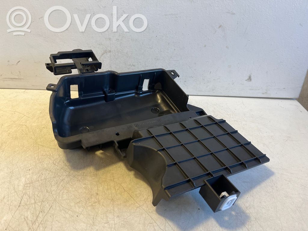 BMW i4 Other trunk/boot trim element 