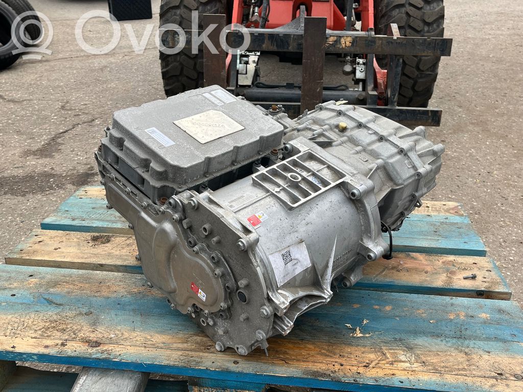 Porsche Taycan 9J1 Electric car motor 