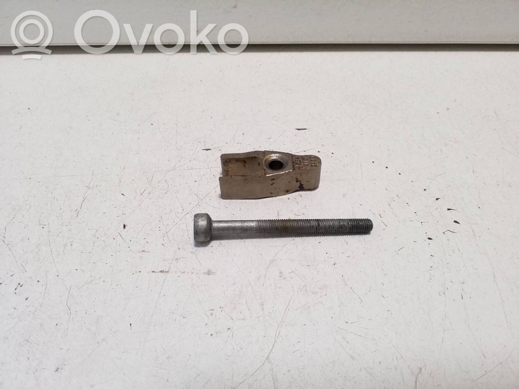 Bridă fixare injector   A6540163400