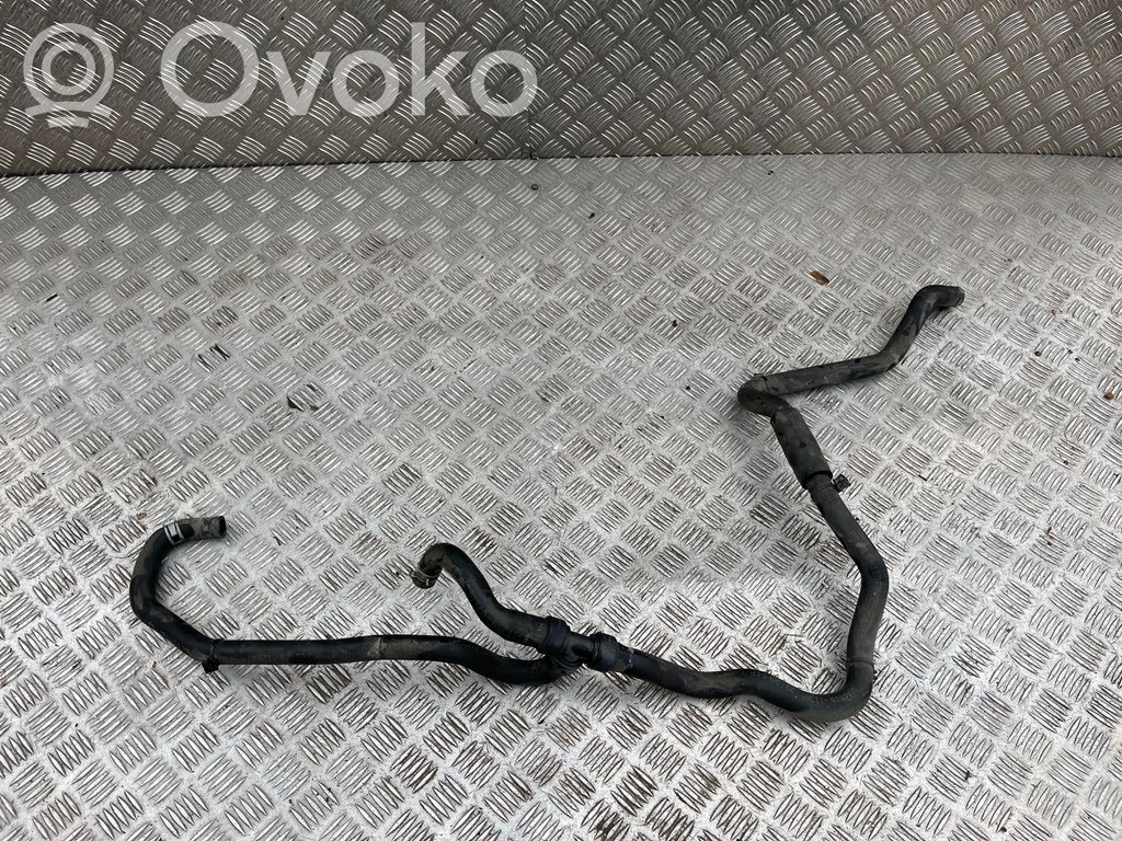 Tesla Model S Tubo flessibile del liquido di raffreddamento del motore