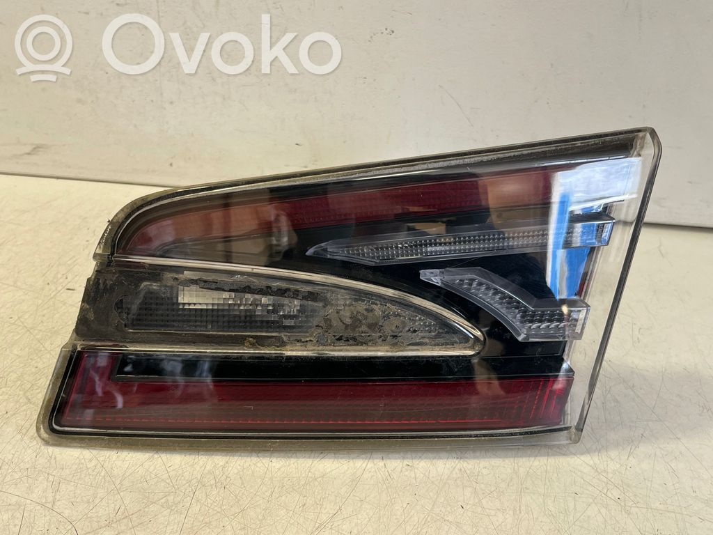 Tesla Model S Lampy tylnej klapy bagażnika 