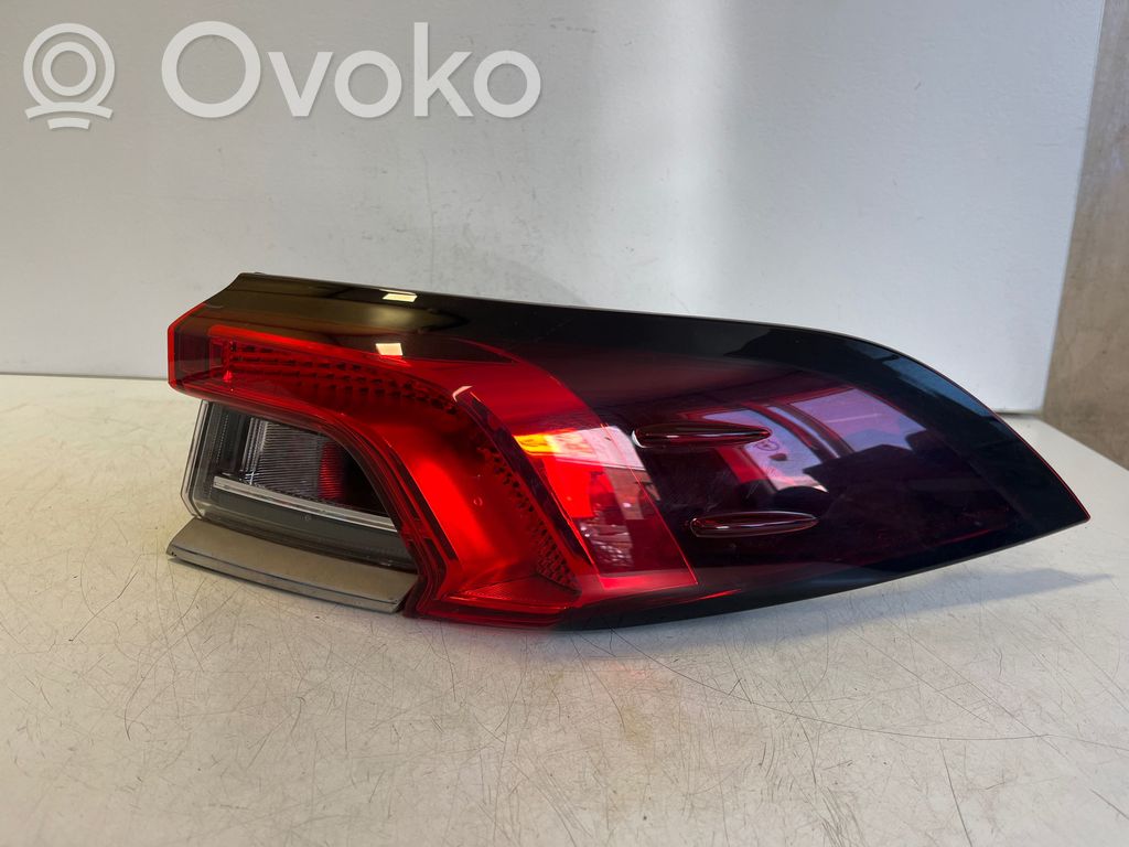 Toyota Corolla E210 E21 Luci posteriori 