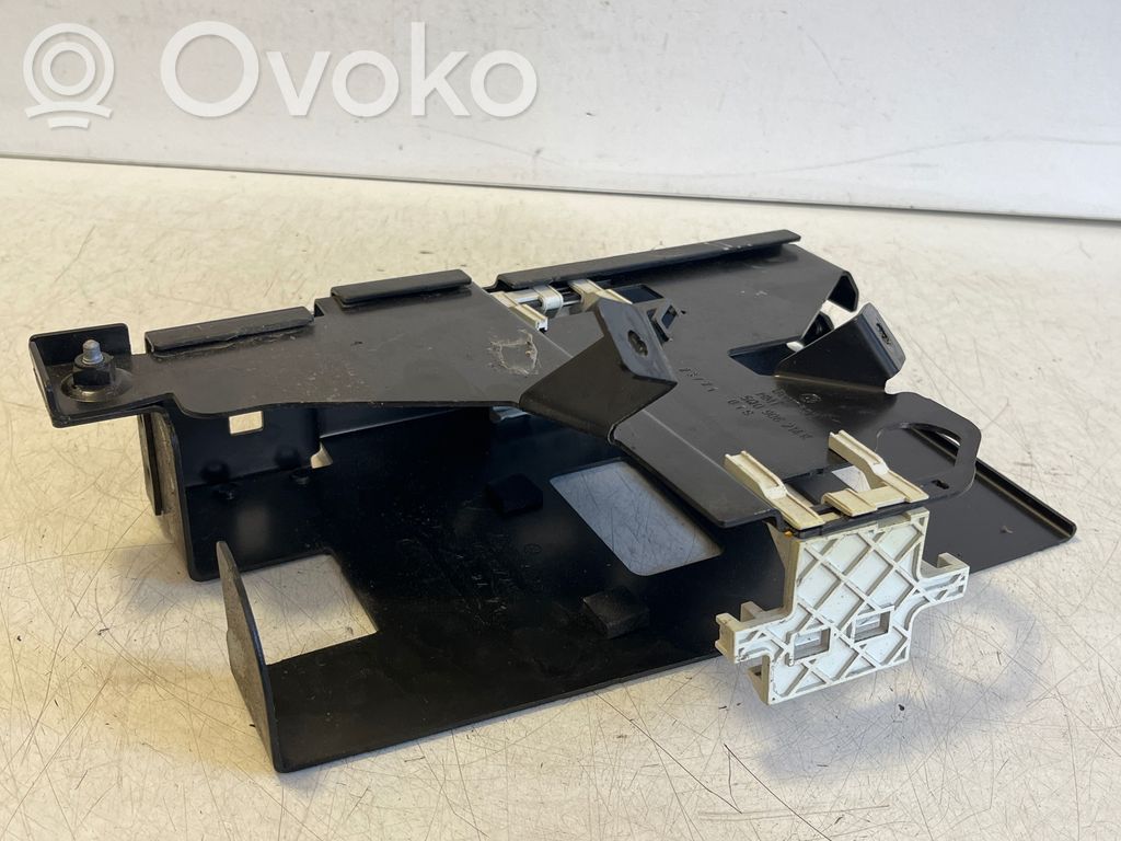 Audi Q2 - Alte piese compartiment motor 