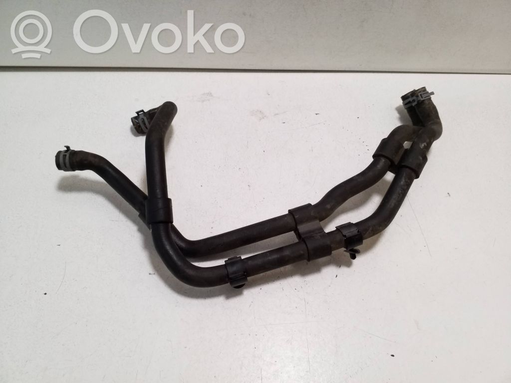 Cupra Born Tubo flessibile del liquido di raffreddamento del motore