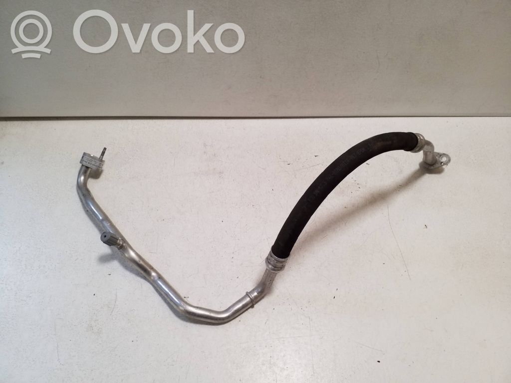Cupra Formentor Ilmastointilaitteen putki (A/C)