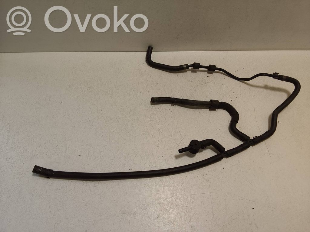 Volkswagen Touareg I Caurulīte (-es) / šļūtene (-es)