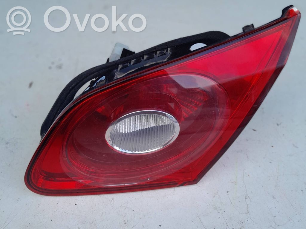 Volkswagen PASSAT CC Lampy tylnej klapy bagażnika 