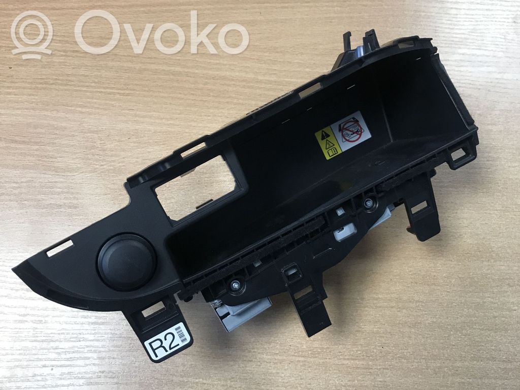 Lexus RX 450H Wireless charging module 