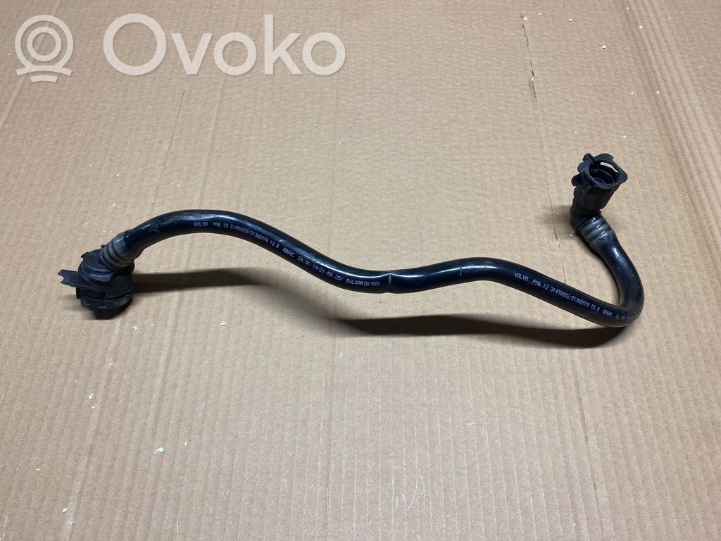 Volvo XC90 Engine coolant pipe/hose 