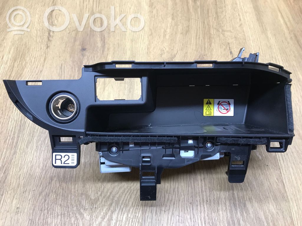Lexus RX 450H Wireless charging module 