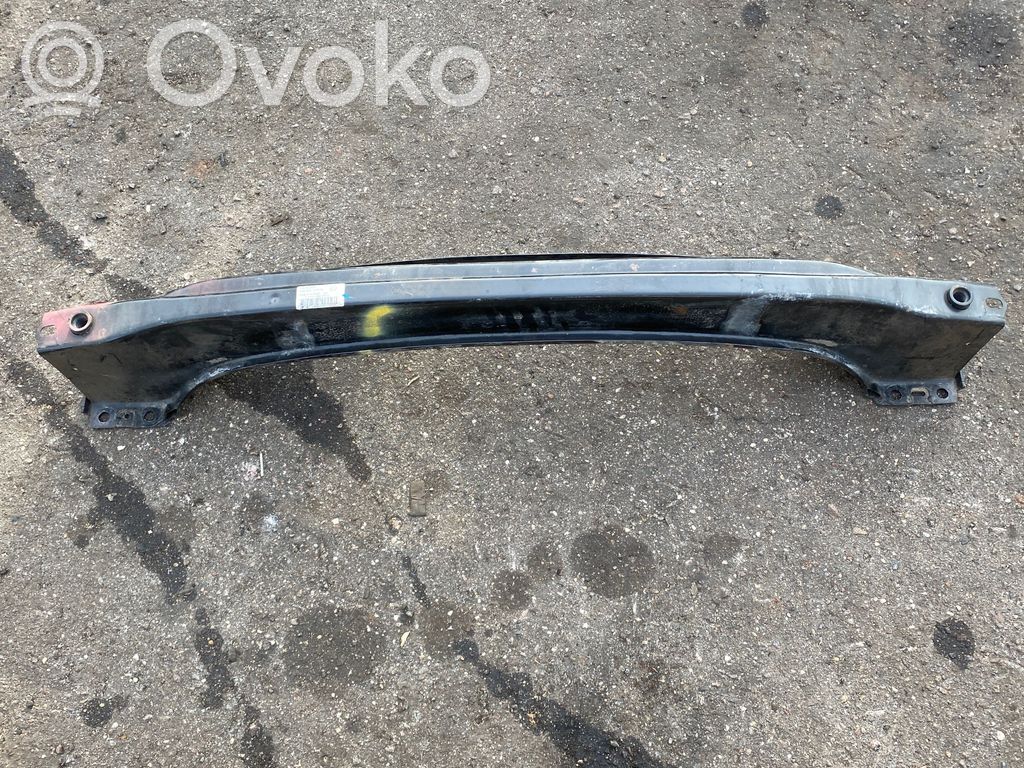 Volkswagen Touareg II Aizmugurē bampera balka 