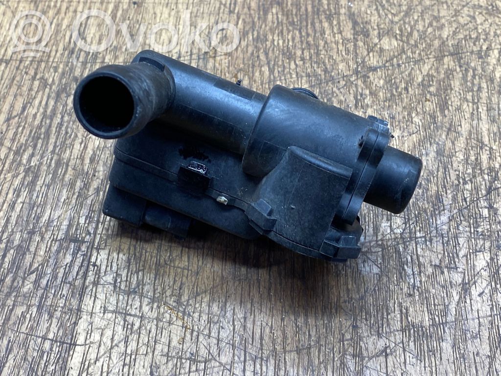 Porsche Macan (95B) Electric auxiliary coolant/water pump 
