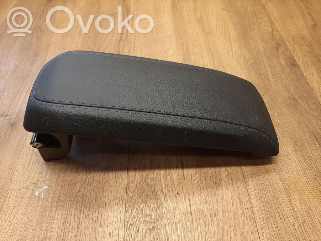 BMW 1 F40 Armrest 