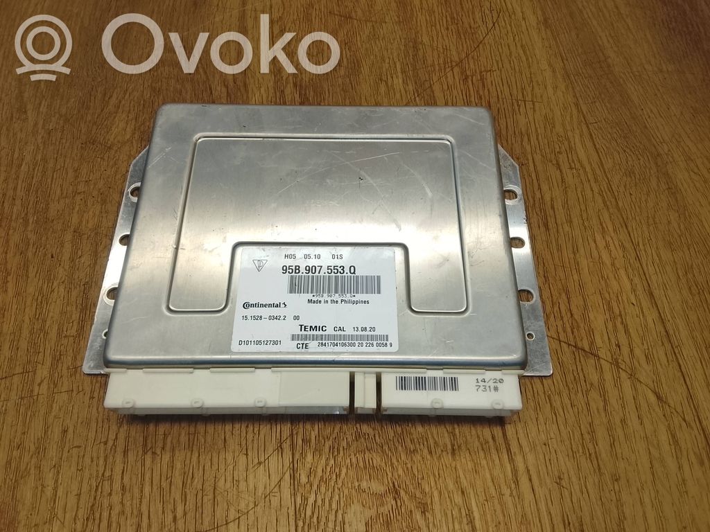 Porsche Macan (95B) Suspension control unit/module 