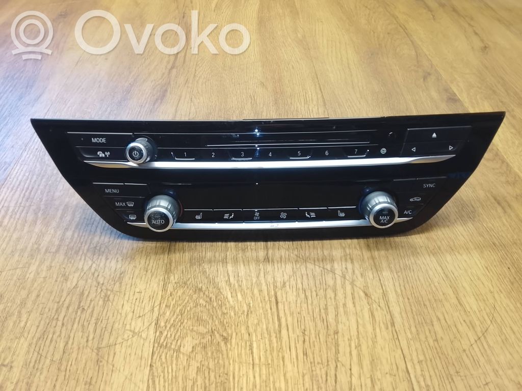 BMW X3 G01 Climate control unit 