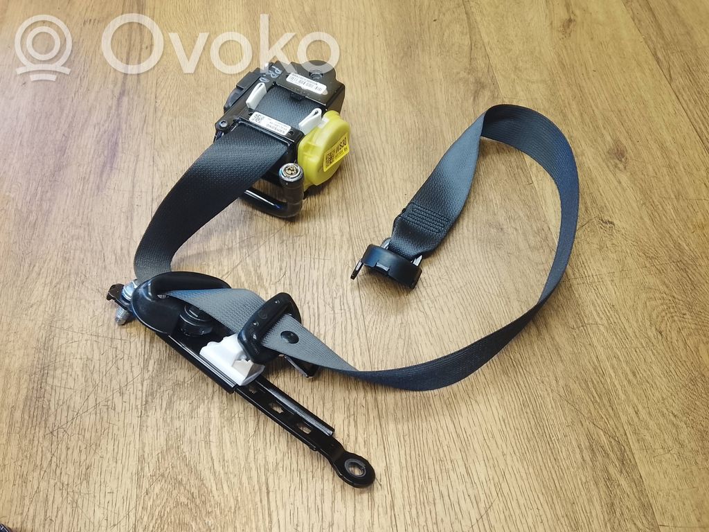 Cinturón delantero   88820CV300