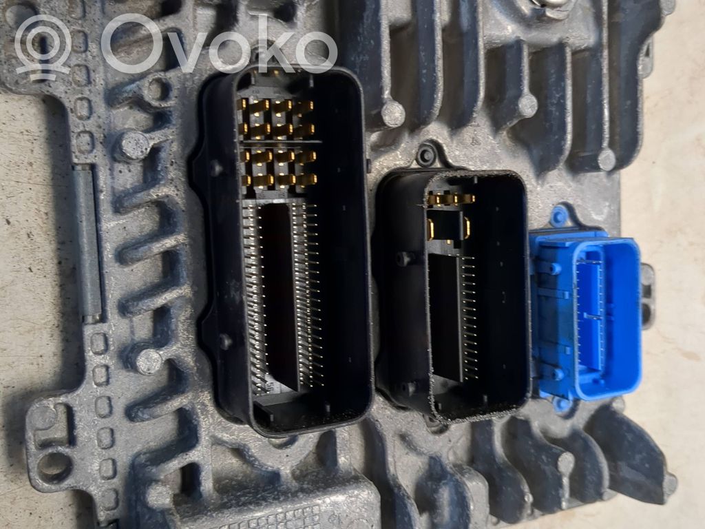 Opel Astra J Engine control unit/module 