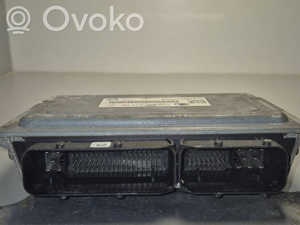Skoda Fabia Mk1 (6Y) Engine control unit/module 