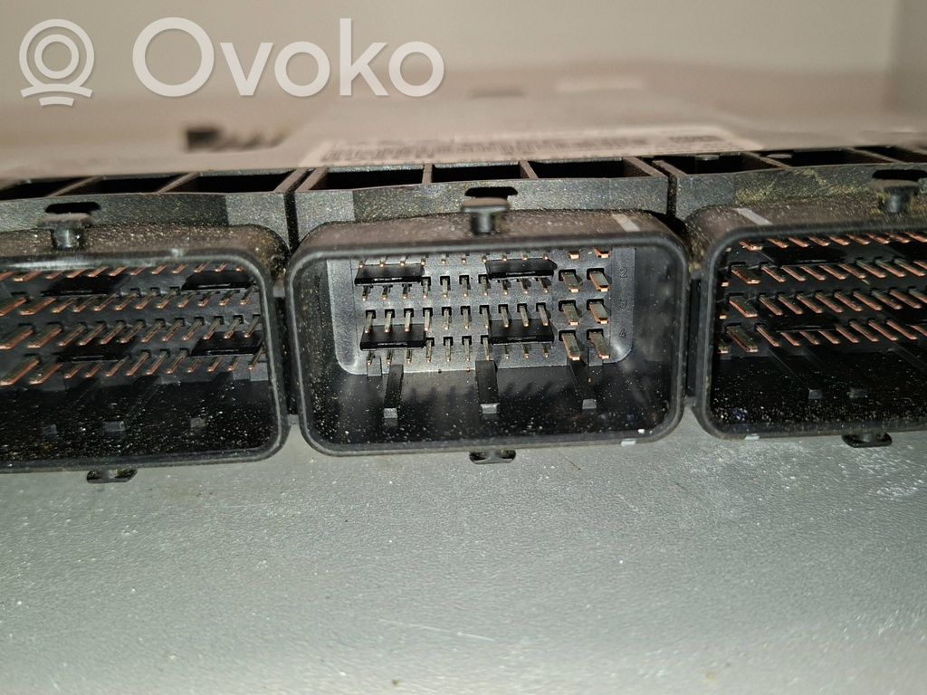 Land Rover Freelander 2 - LR2 Engine control unit/module 