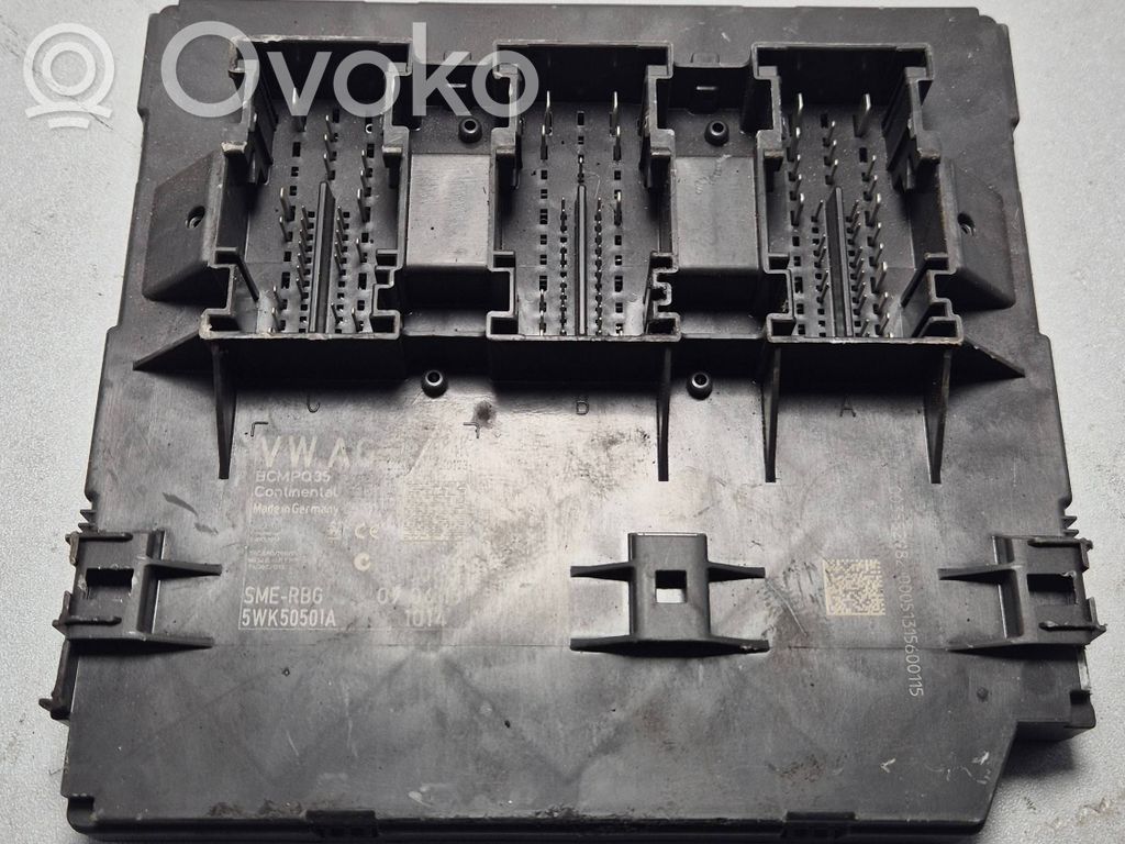 Volkswagen PASSAT B6 Module confort 