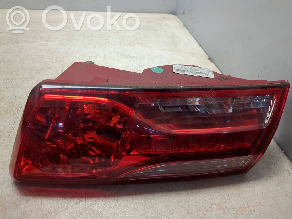 Renault Laguna III Takaluukun takavalot 