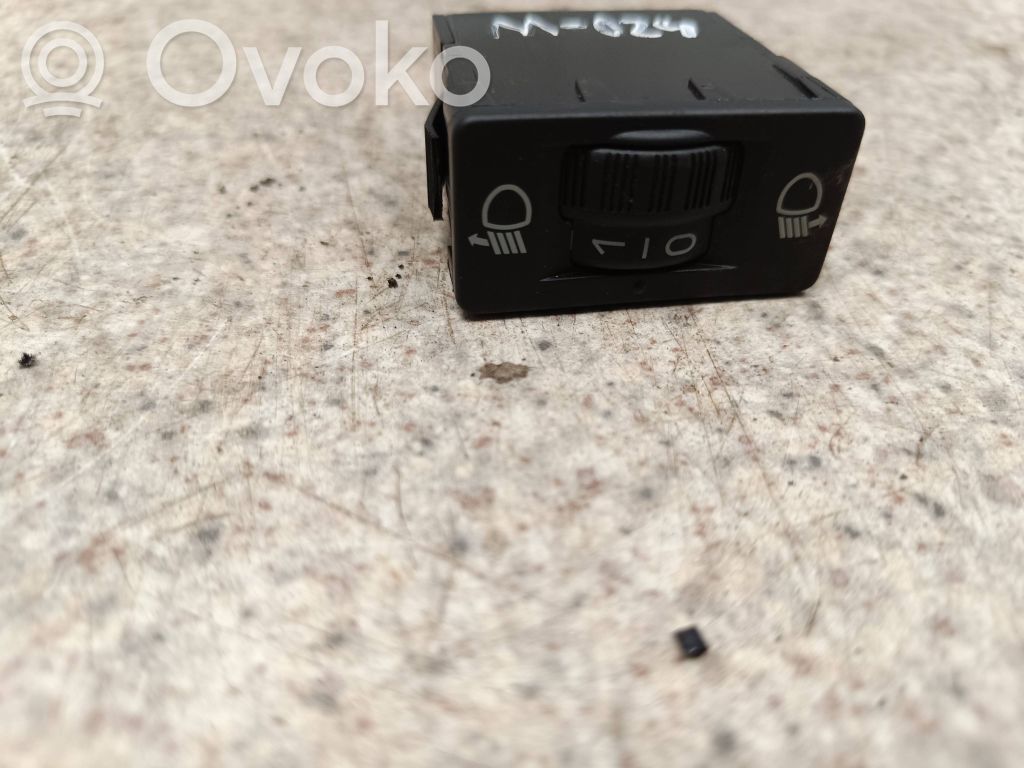 Citroen DS3 Headlight level height control switch 