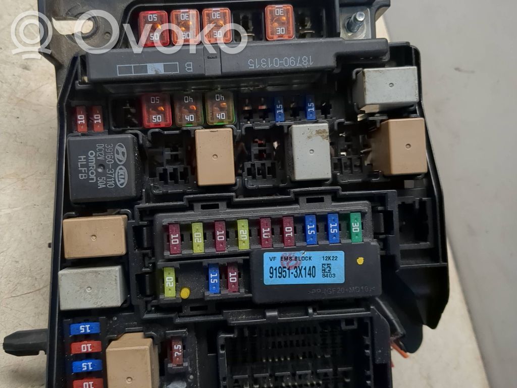 Hyundai i40 Drošinātāju bloks 