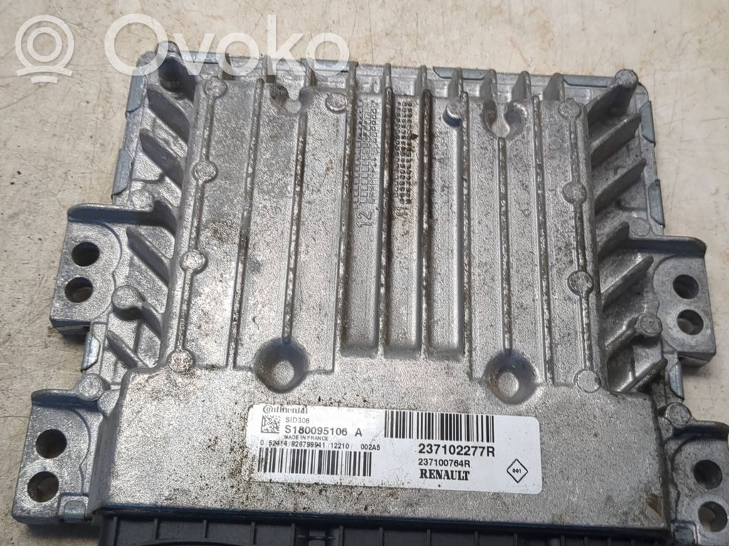 Dacia Duster Engine control unit/module 
