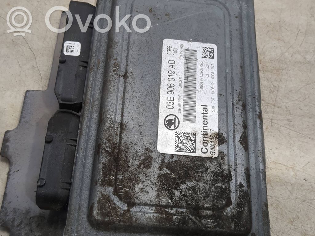 Skoda Fabia Mk2 (5J) Engine control unit/module 