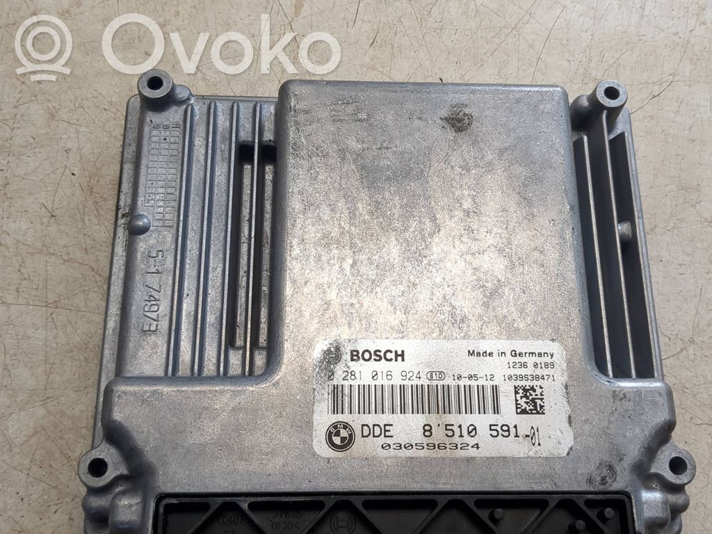 BMW 1 E82 E88 Engine control unit/module 