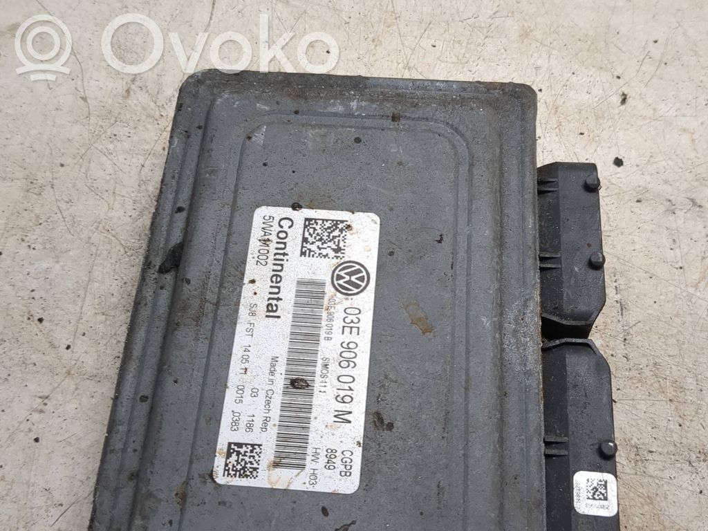 Volkswagen Polo V 6R Engine control unit/module 