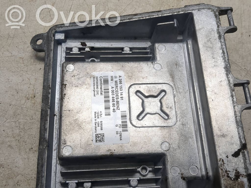 Mercedes-Benz C W204 Engine control unit/module 