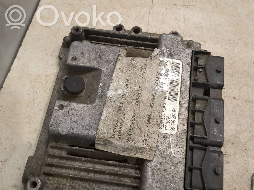 Citroen C4 I Engine control unit/module 