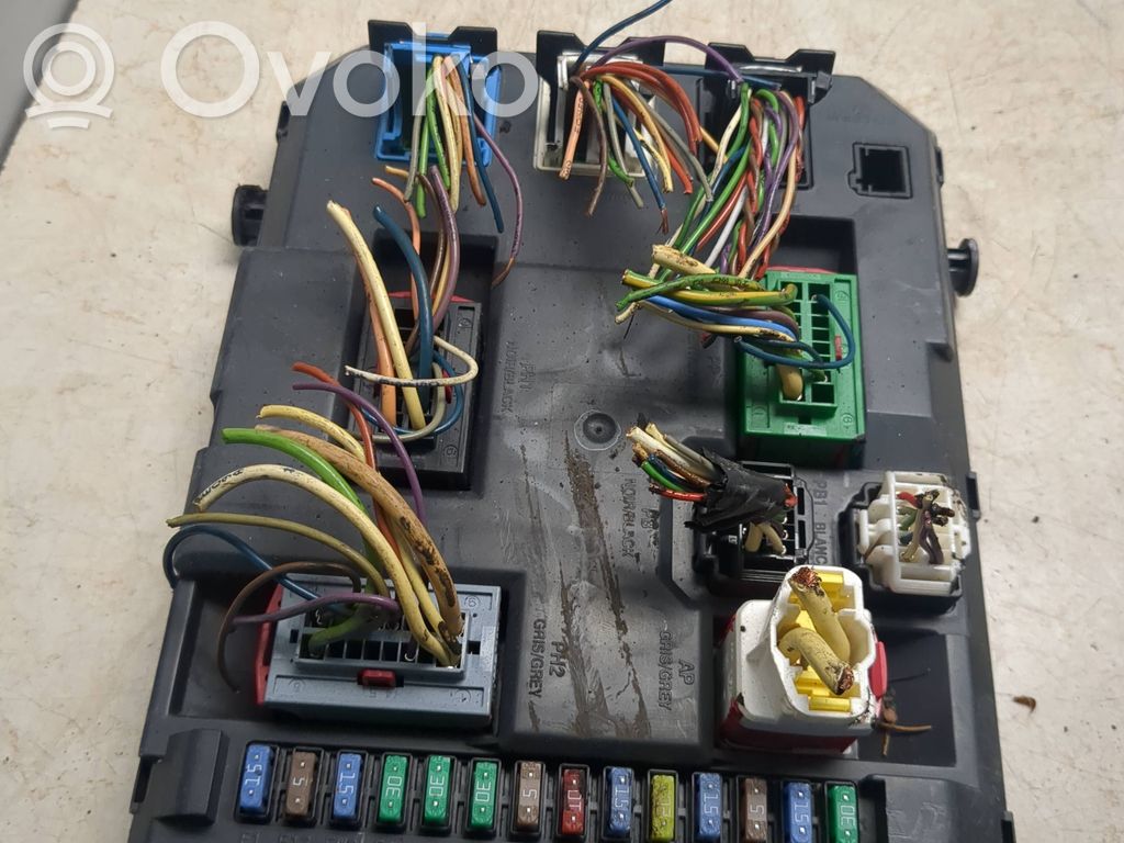 Citroen C4 II Picasso Comfort/convenience module 