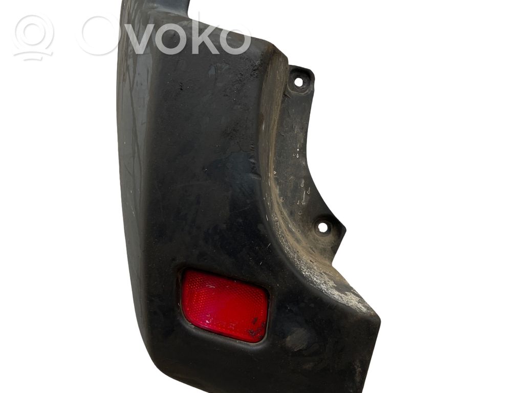 Nissan NV400 Aizmugurē bampera stūra daļa 